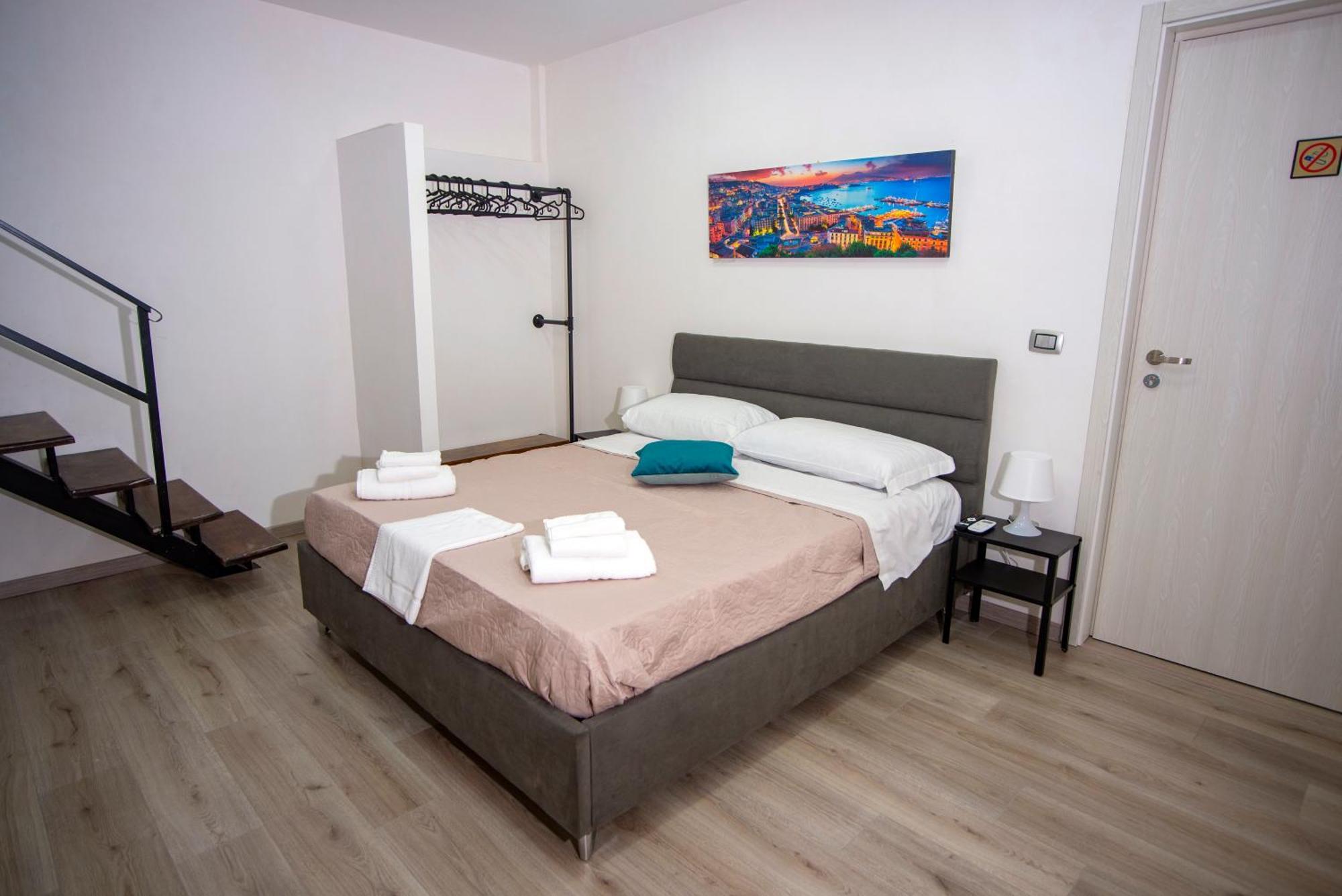 Na City Rooms 나폴리 외부 사진